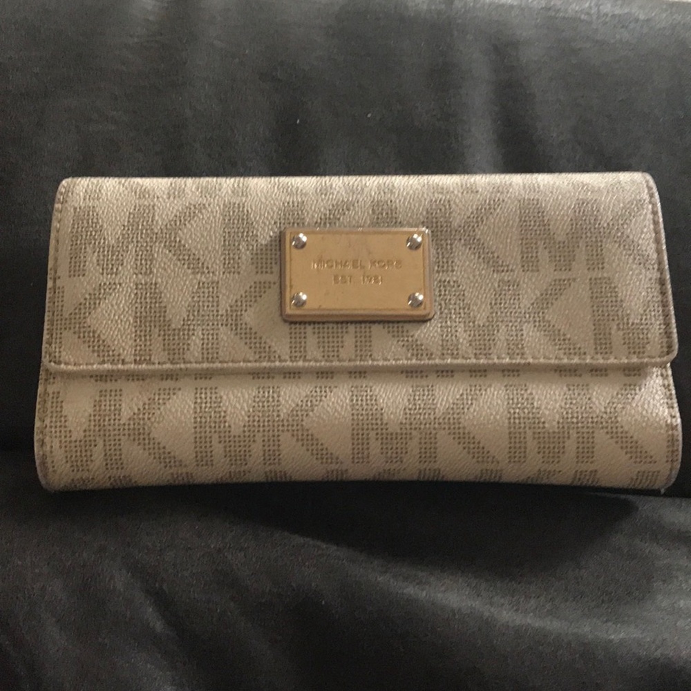 Authentic Michael Kors Wallet